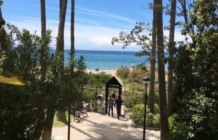 Beachfront apartament in Elviria Marbella